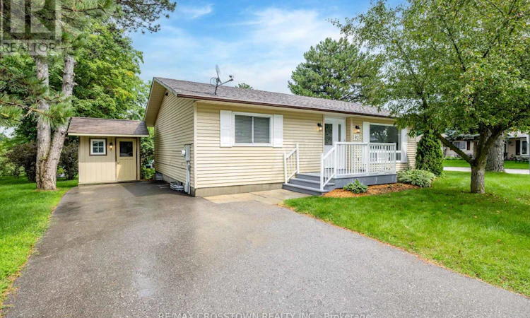 92 Tecumseth Pines Drive