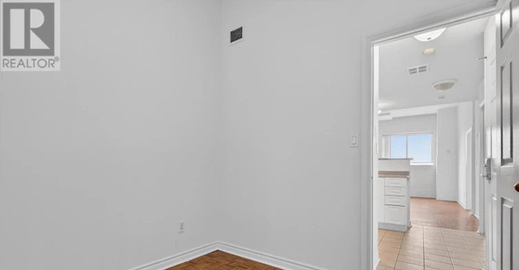 607-1401 Dupont Street, Toronto, ON, M6H 2B1 - 16