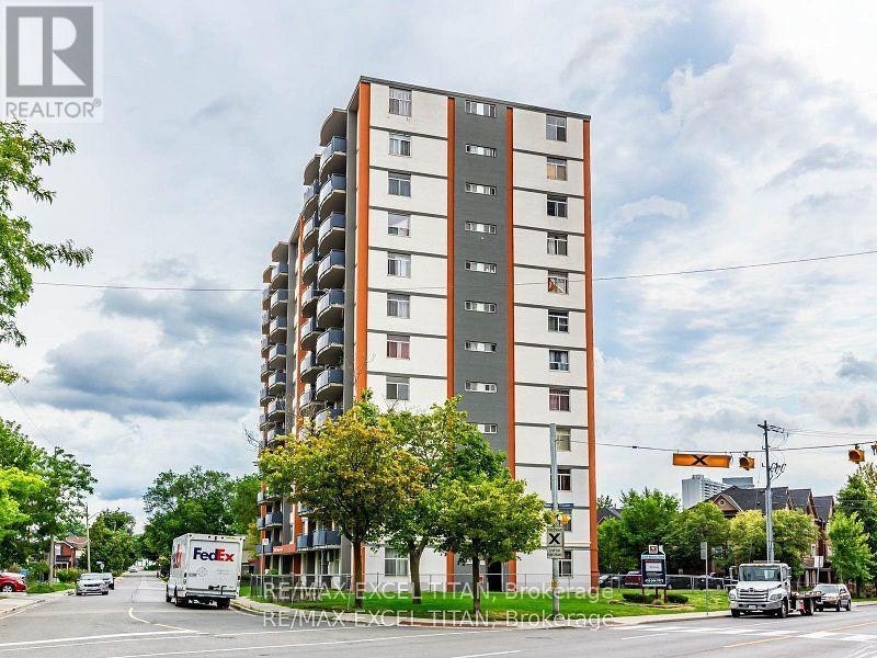 601-2255 Weston Road, Toronto, ON, M9N 1Y5