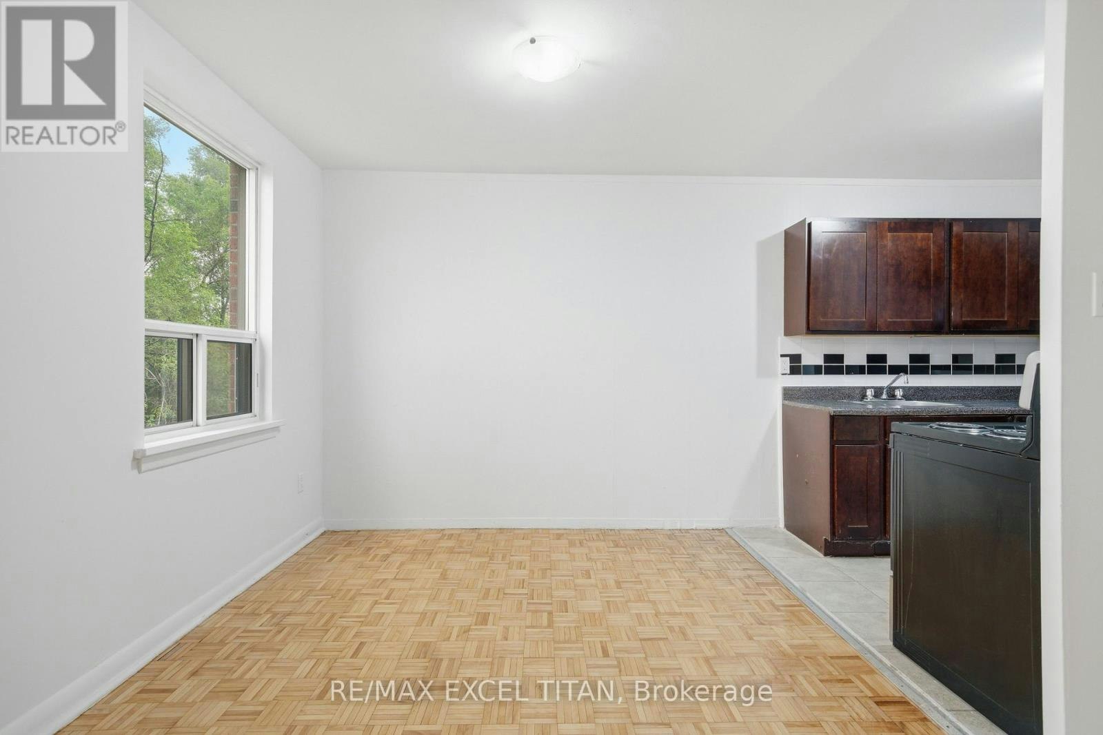 108-4 Hill Heights Road, Toronto, ON, M8Y 1Z1 - 15