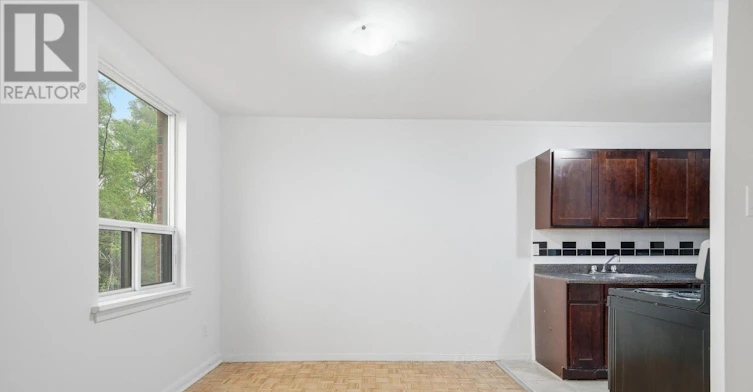 108-4 Hill Heights Road, Toronto, ON, M8Y 1Z1 - 15