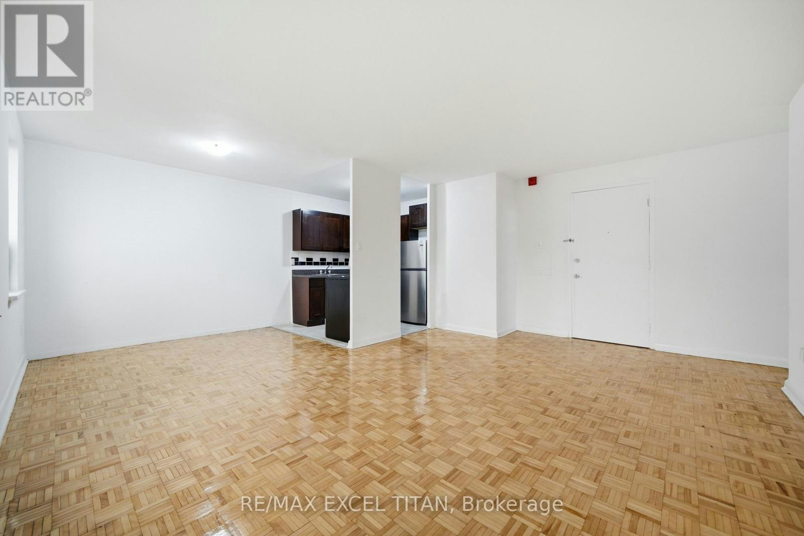 108-4 Hill Heights Road, Toronto, ON, M8Y 1Z1 - 13