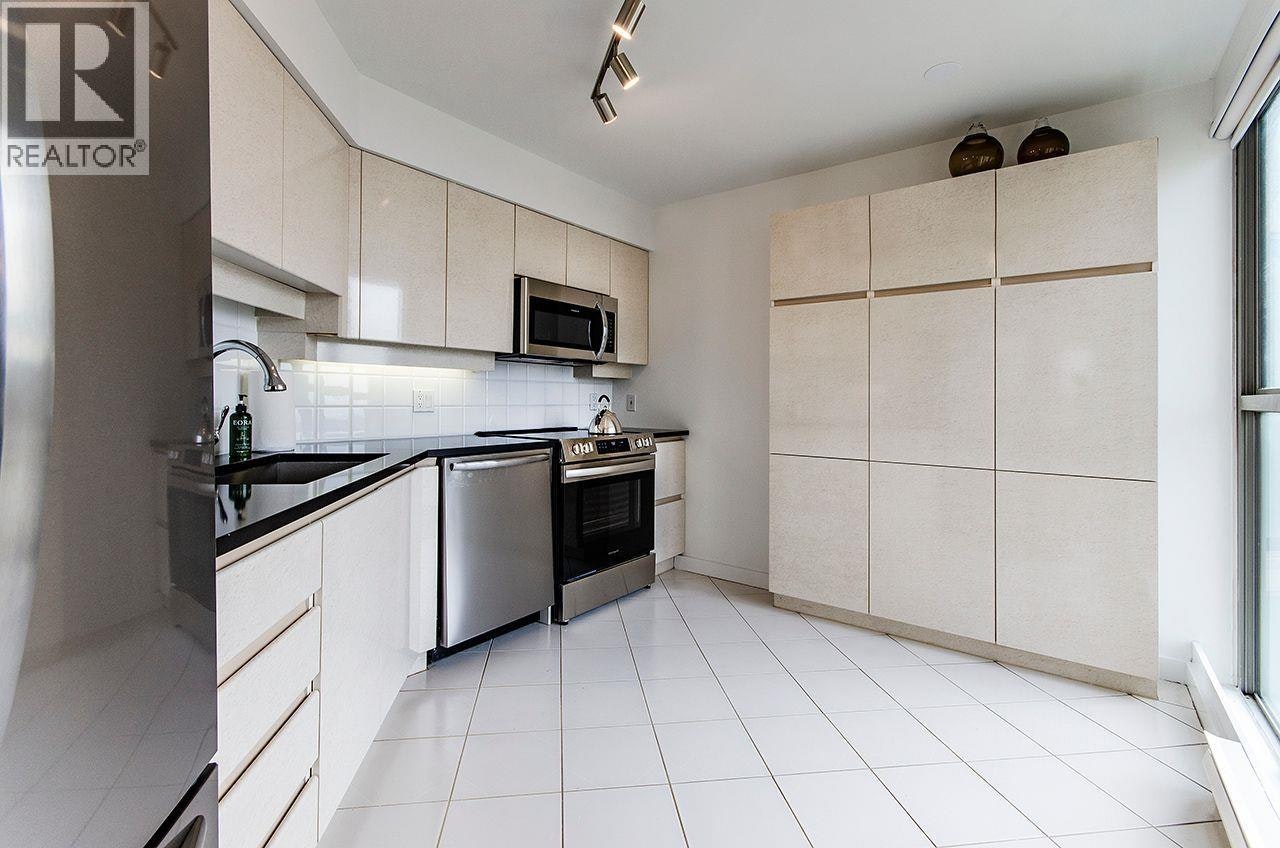 1305-1000 Beach Avenue, Vancouver, BC, V6E 4M2 - 12