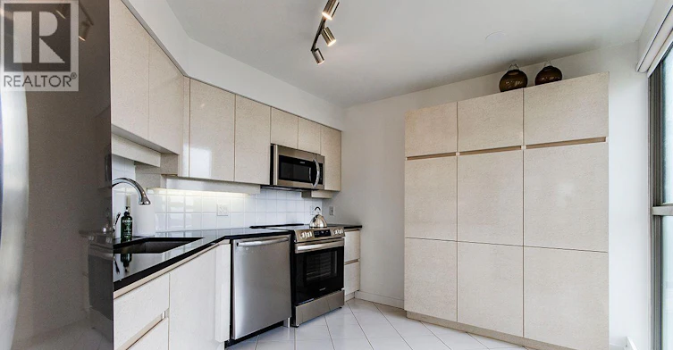 1305-1000 Beach Avenue, Vancouver, BC, V6E 4M2 - 12