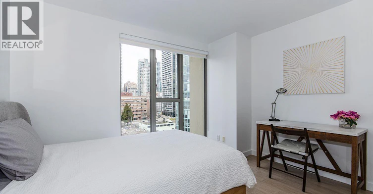 1305-1000 Beach Avenue, Vancouver, BC, V6E 4M2 - 18