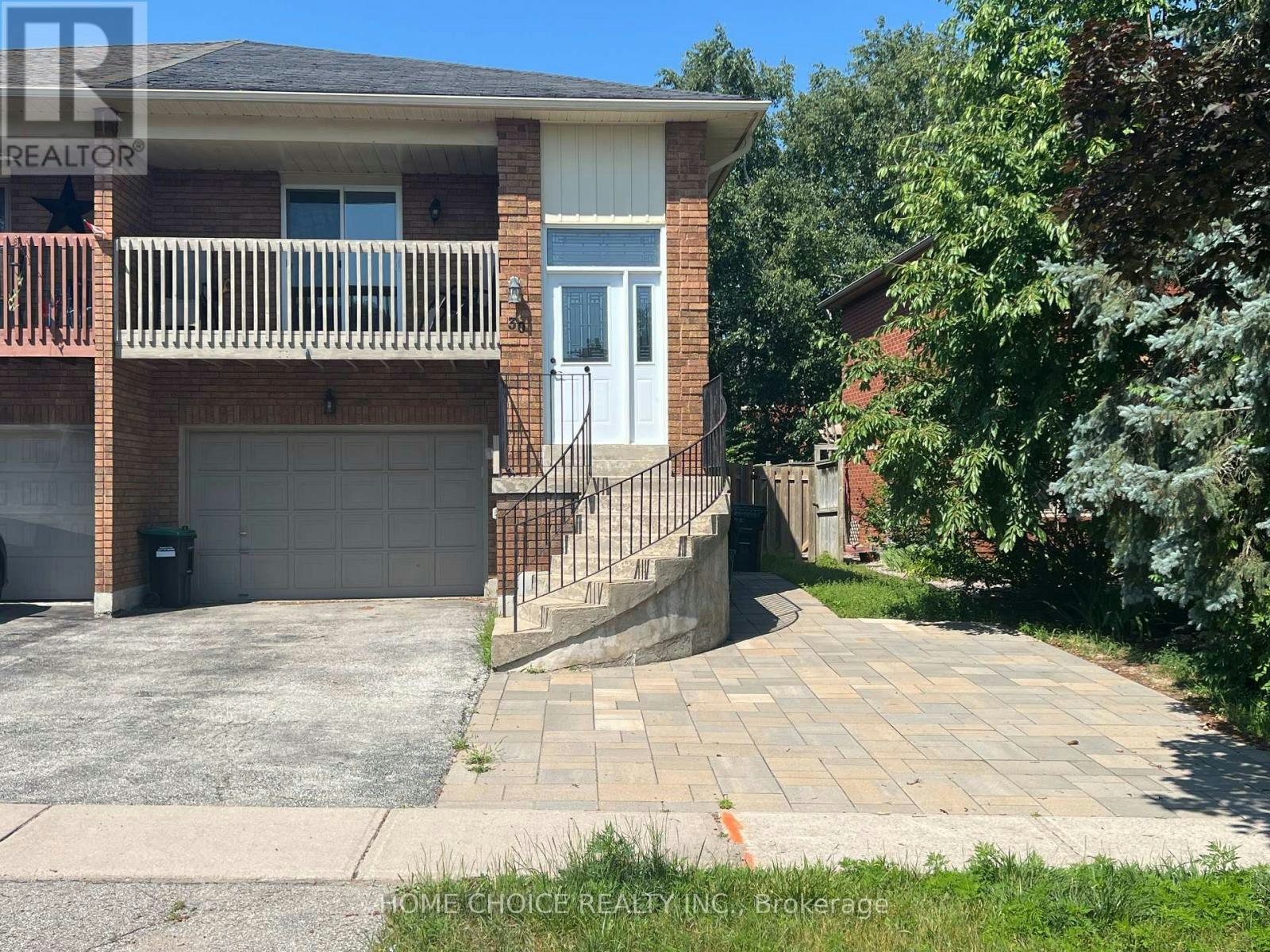 2 Second Floor) 30 Porritt Street, Barrie, ON, L4N 6Y3 - 2