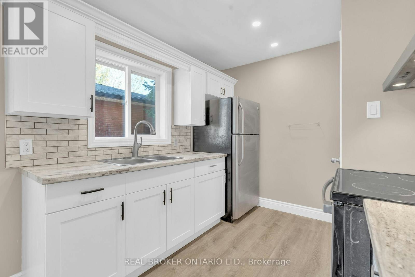 A-301 Franklin Street N, Kitchener, ON, N2A 1Y9 - 8
