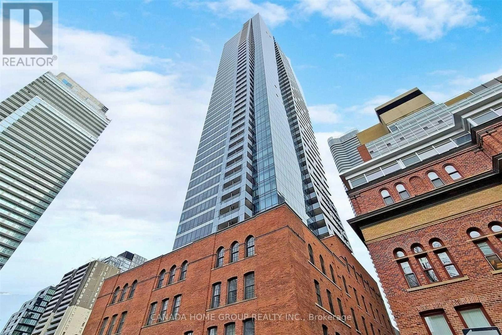 2902-5 St Joseph Street, Toronto, ON, M4Y 1J6
