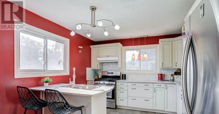 304 Fernwood Avenue, Oshawa, ON, L1G 2H7 - 4