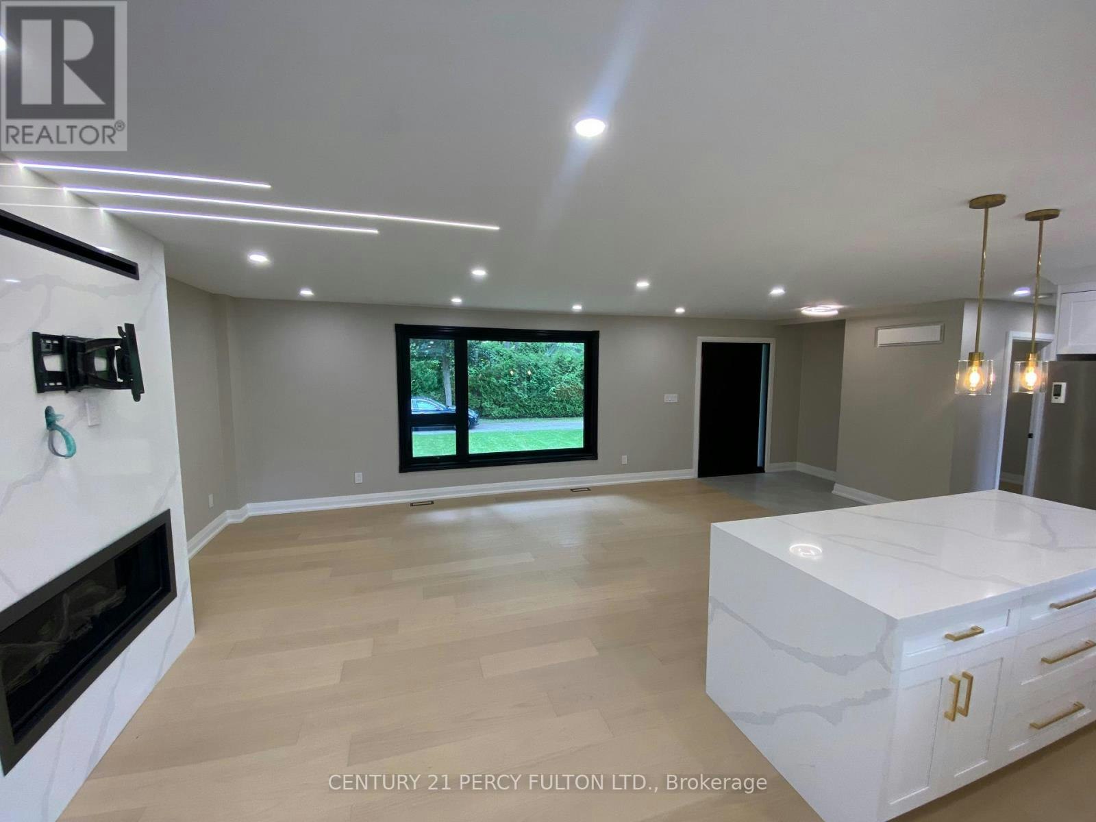 2 Walkers Lane, Georgina, ON, L4P 3C8 - 14