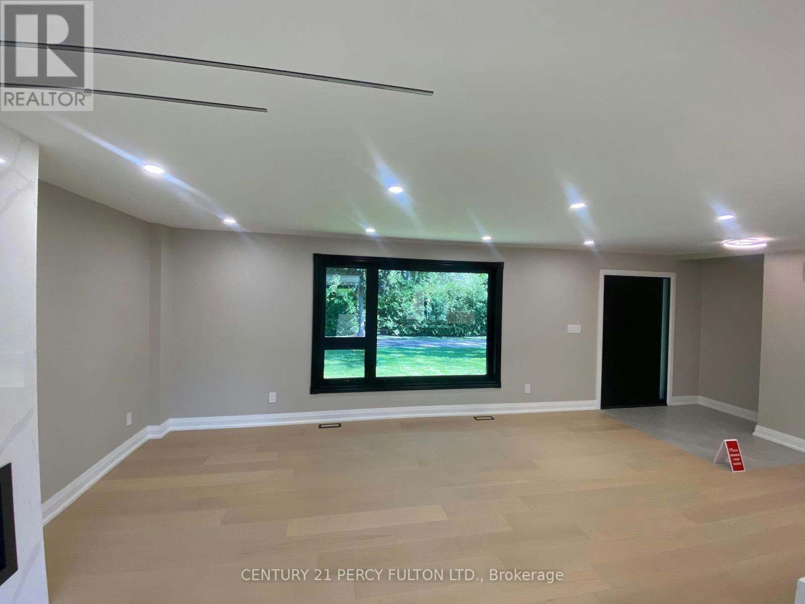 2 Walkers Lane, Georgina, ON, L4P 3C8 - 6