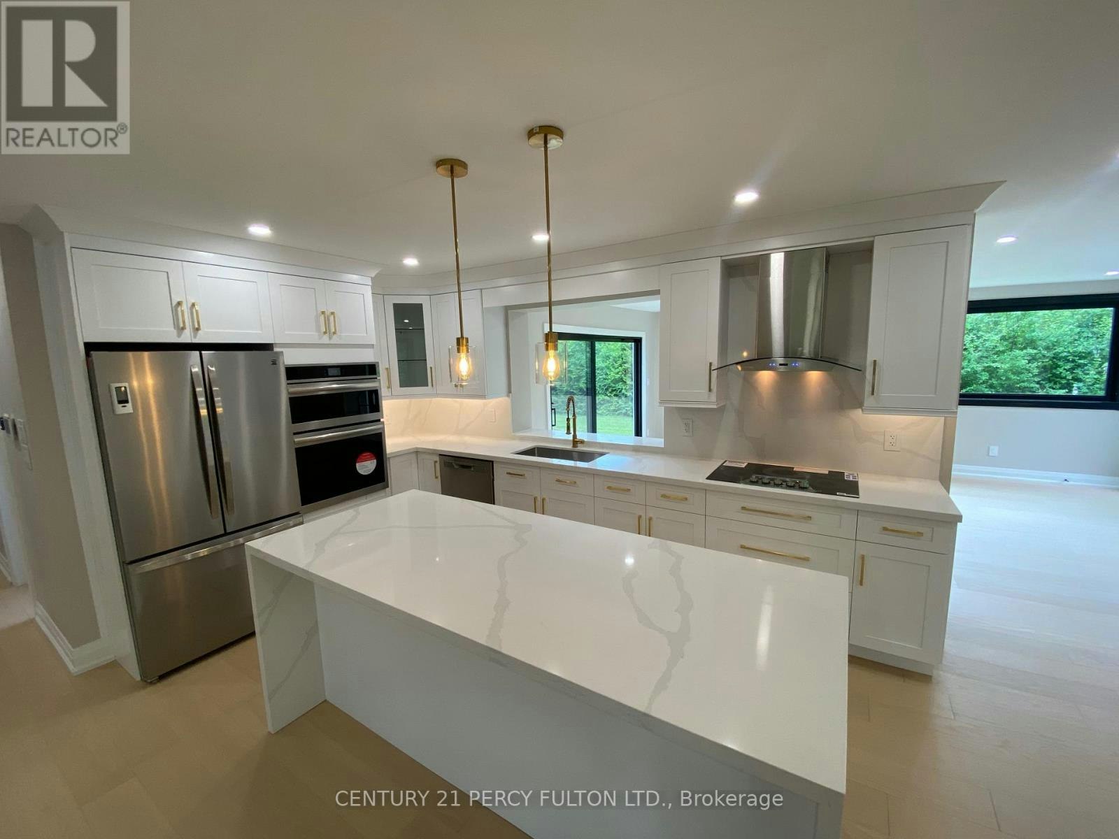 2 Walkers Lane, Georgina, ON, L4P 3C8 - 2