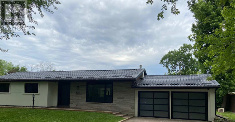 2 Walkers Lane, Georgina, ON, L4P 3C8