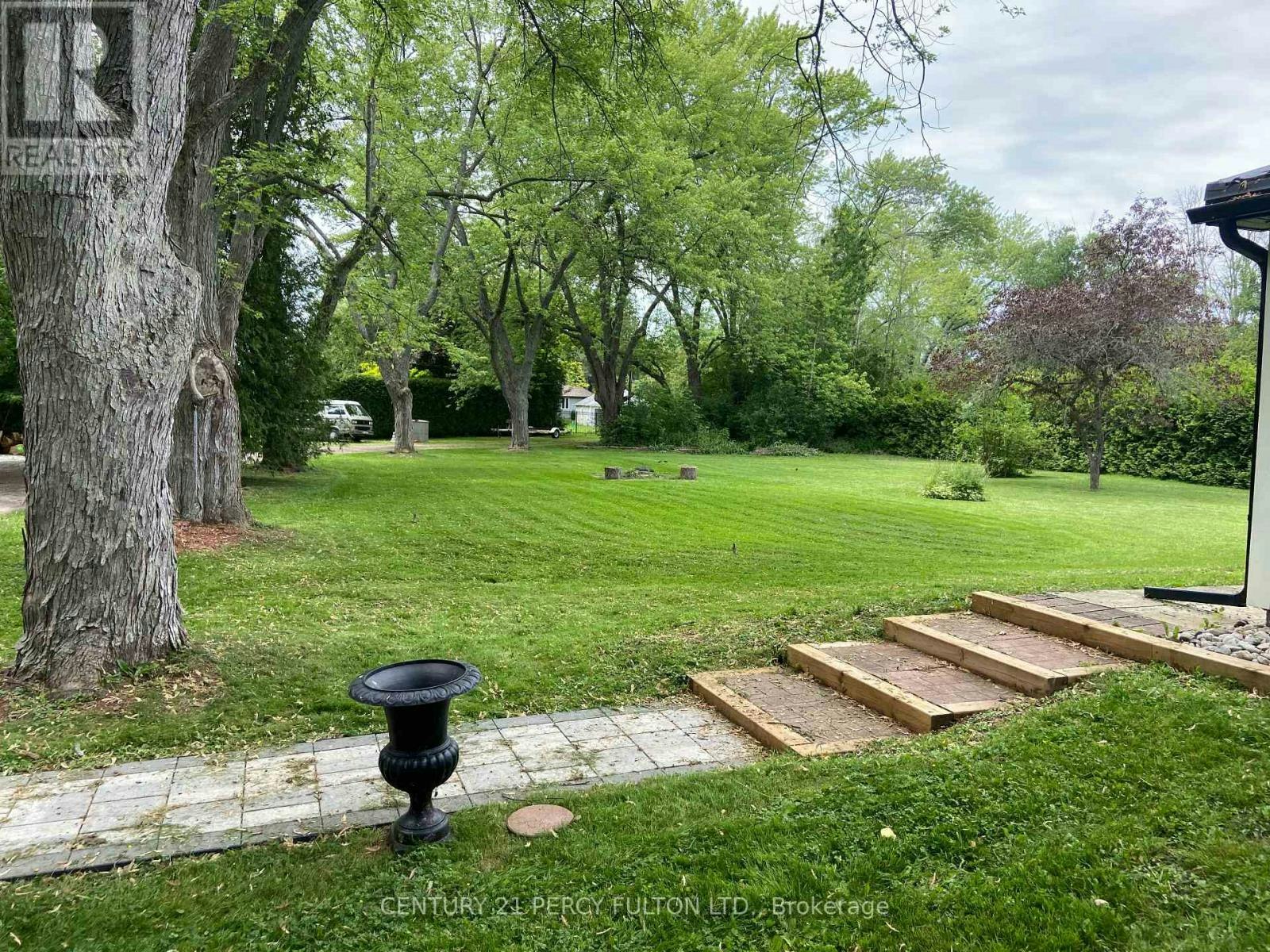2 Walkers Lane, Georgina, ON, L4P 3C8 - 22