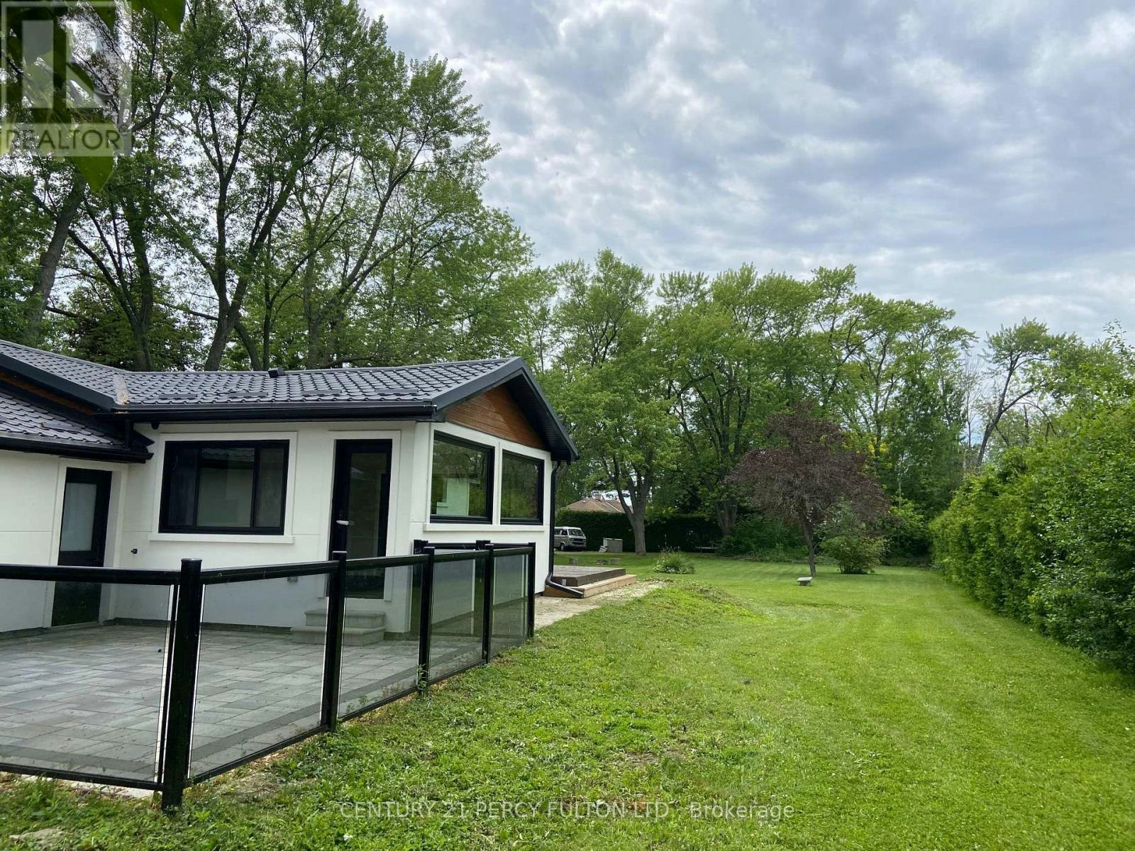 2 Walkers Lane, Georgina, ON, L4P 3C8 - 25