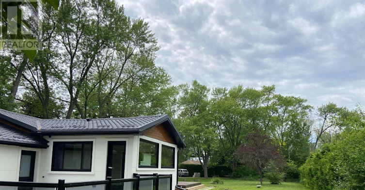 2 Walkers Lane, Georgina, ON, L4P 3C8 - 25