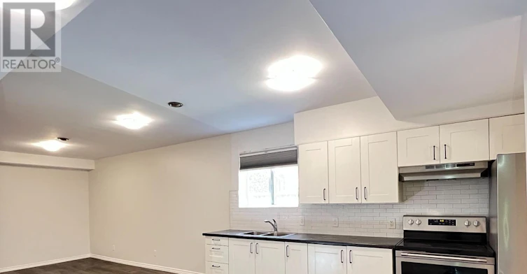 1 First Floor) 30 Porritt Street, Barrie, ON, L4N 6Y3 - 6