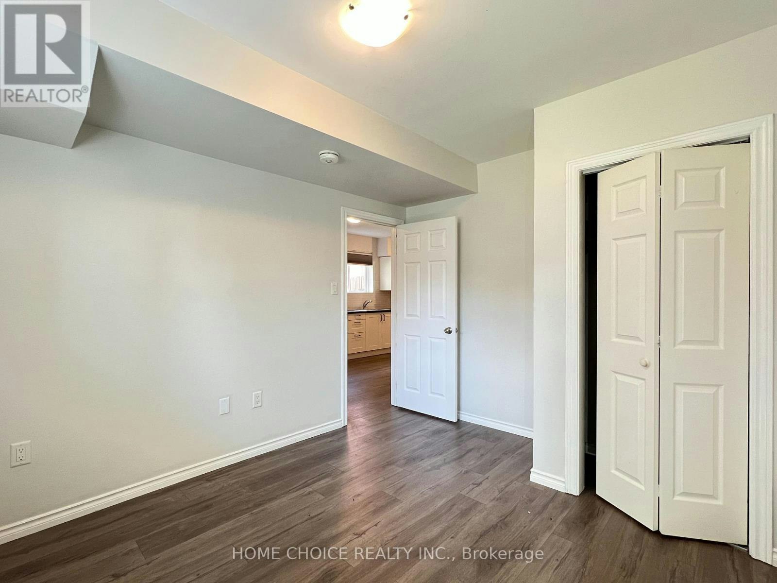 1 First Floor) 30 Porritt Street, Barrie, ON, L4N 6Y3 - 12