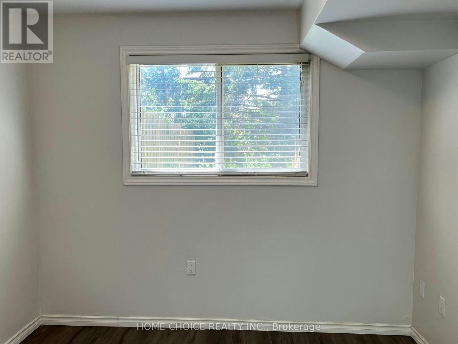 1 First Floor) 30 Porritt Street, Barrie, ON, L4N 6Y3 - 14