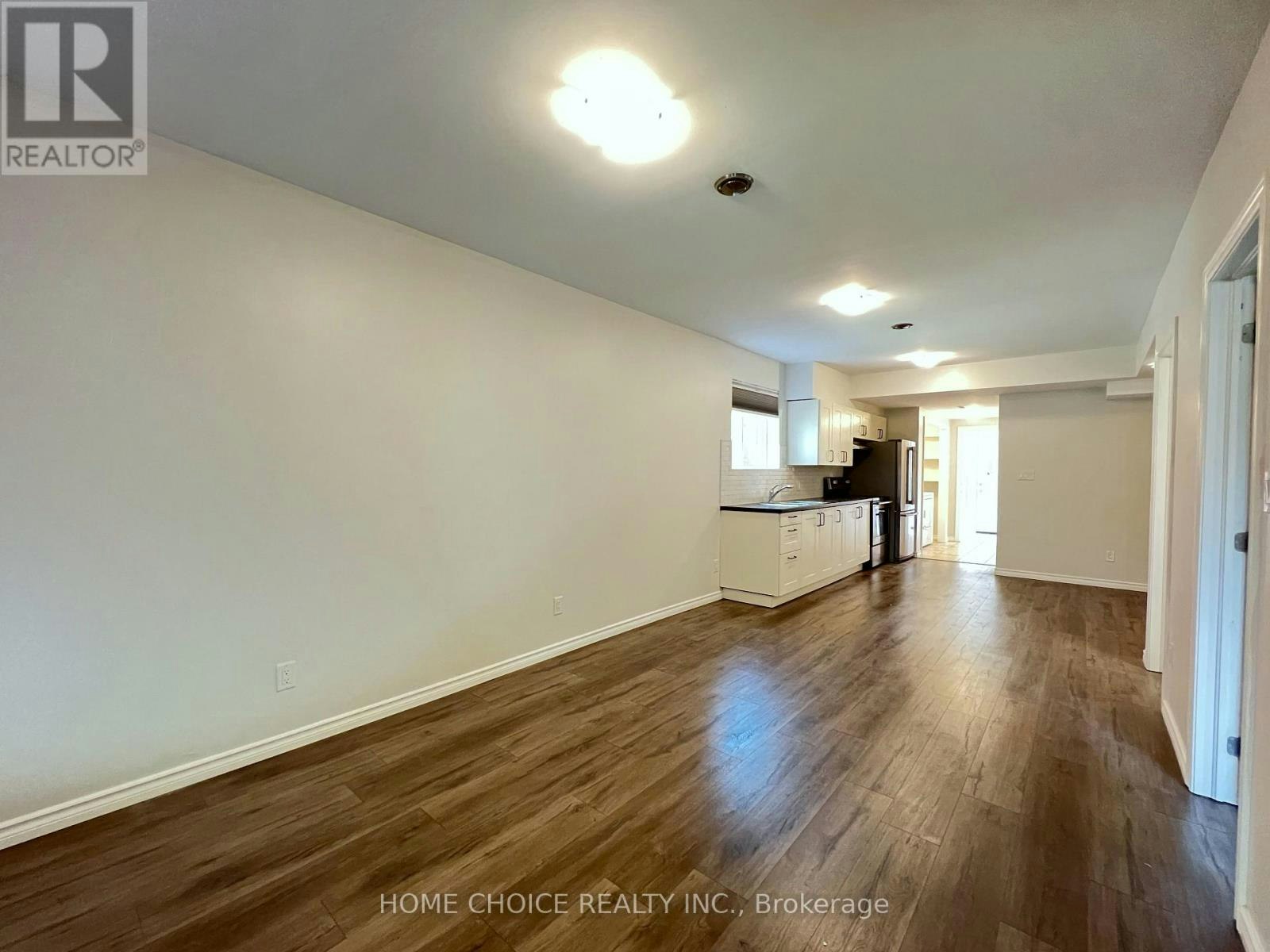 1 First Floor) 30 Porritt Street, Barrie, ON, L4N 6Y3 - 7