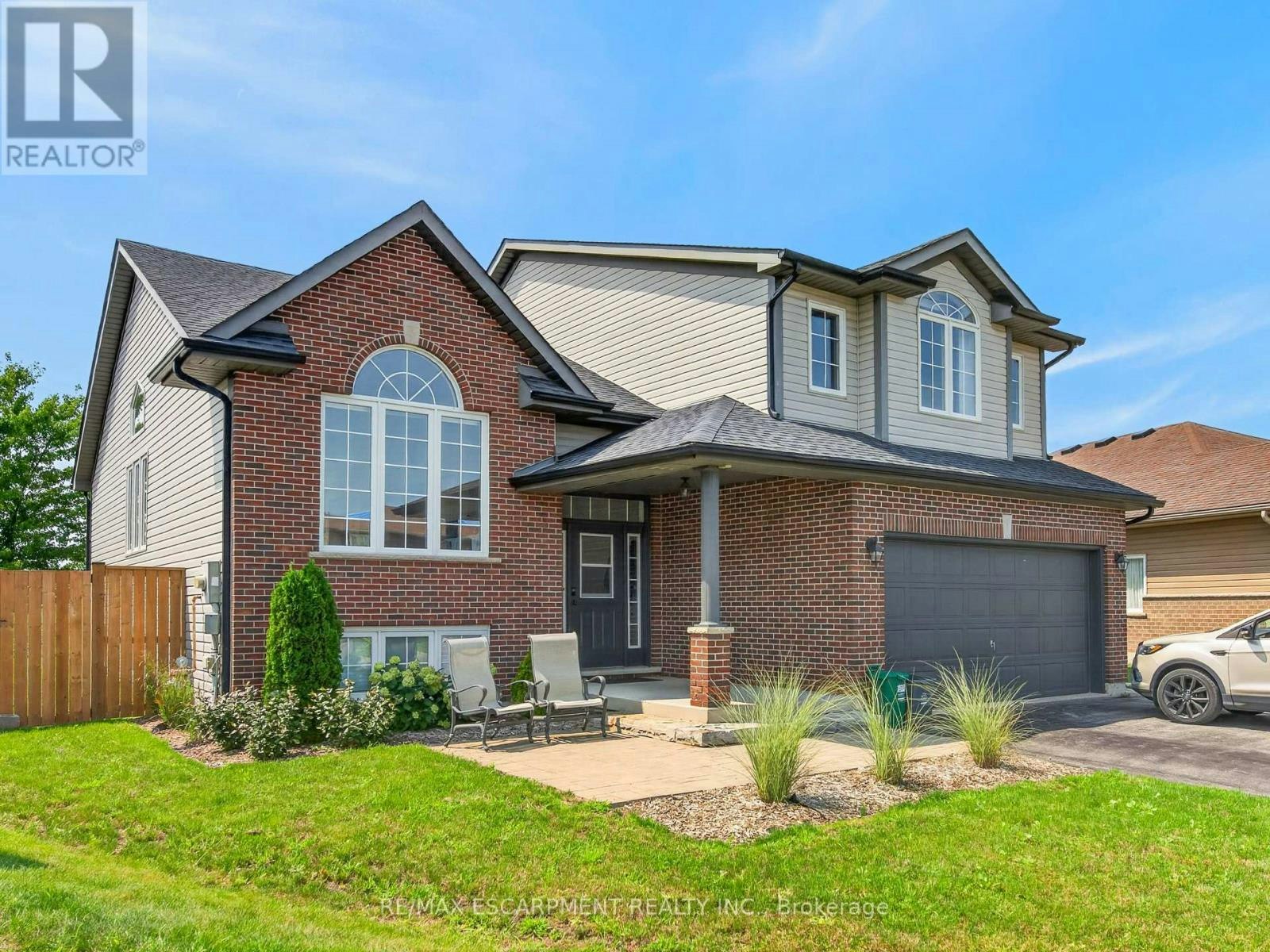 86 Golden Acres Drive, West Lincoln, ON, L0R 2A0