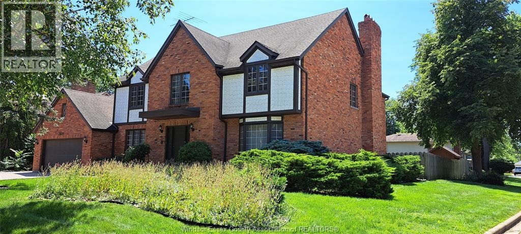 3431 Ancaster Court, Windsor, ON, N9E 4J5