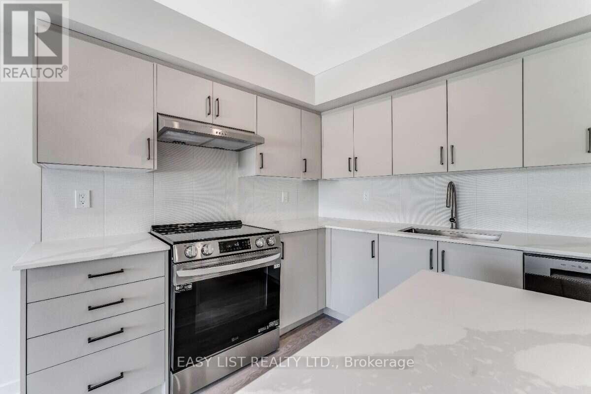 7-152 Springhurst Avenue, Ottawa, ON, K1S 0E5 - 6