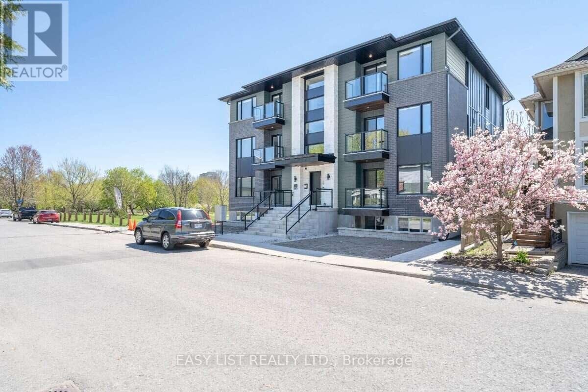 7-152 Springhurst Avenue, Ottawa, ON, K1S 0E5