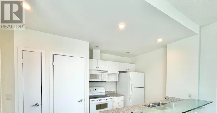 2612-208 Queens Quay W, Toronto, ON, M5J 2Y5 - 3