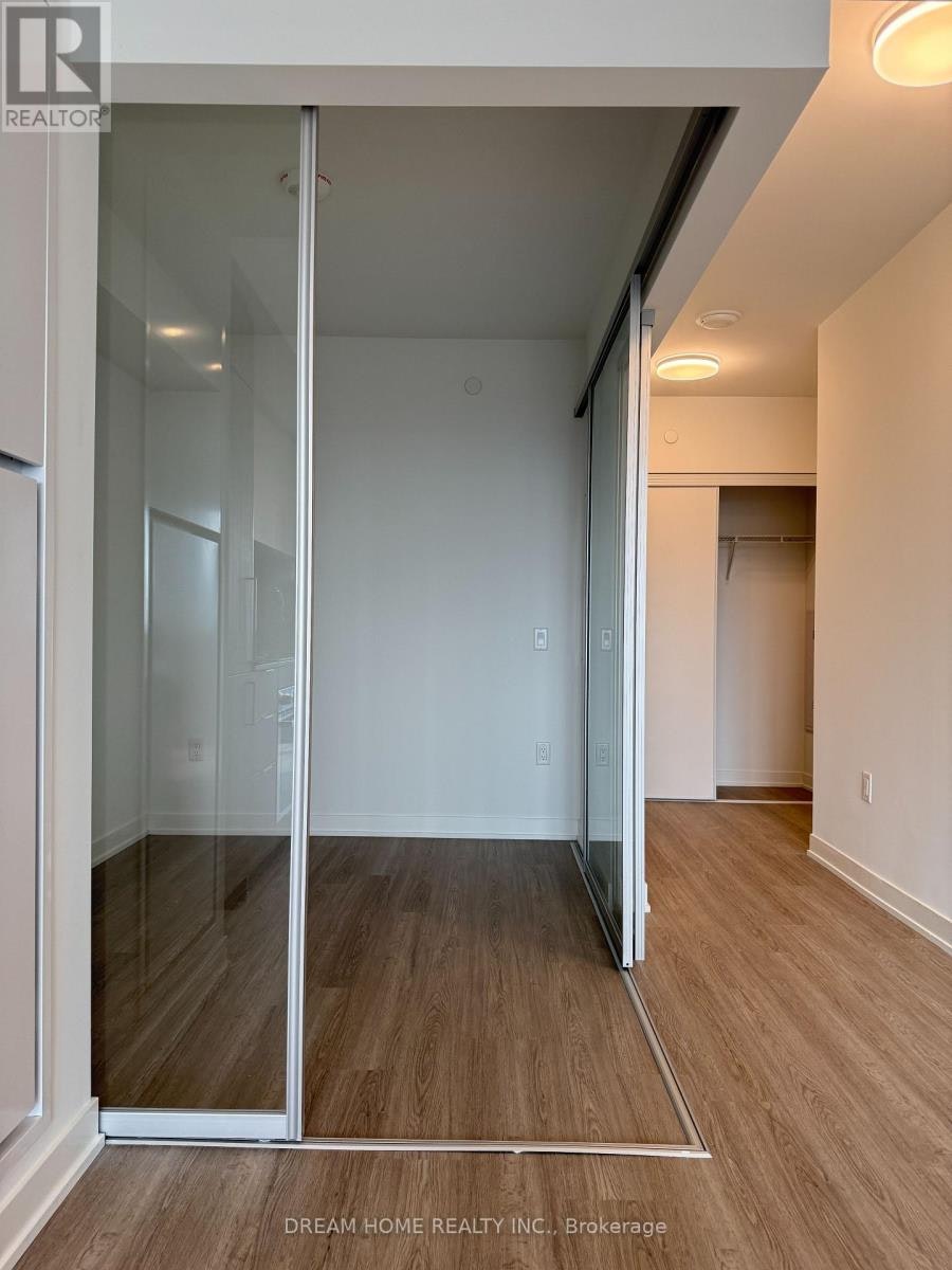 1906-15 David Salomon Drive, Toronto, ON, M3C 0T2 - 12