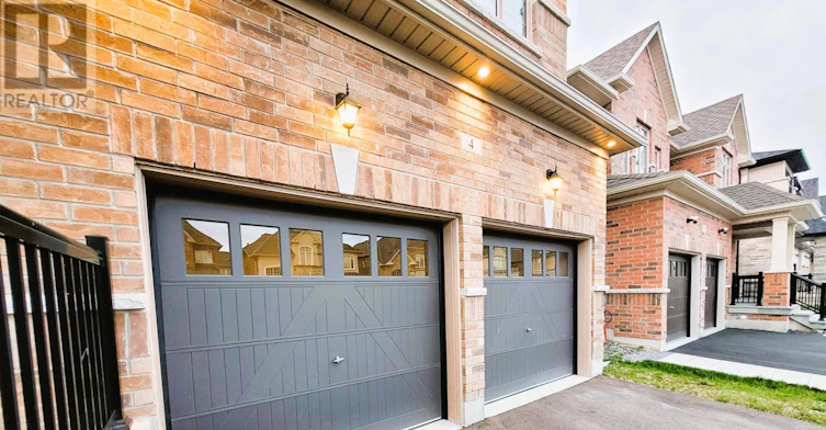 4 Bruce Welch Avenue, Georgina, ON, L4P 0J1 - 3