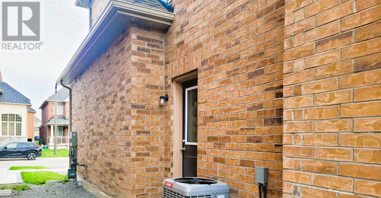 4 Bruce Welch Avenue, Georgina, ON, L4P 0J1 - 27