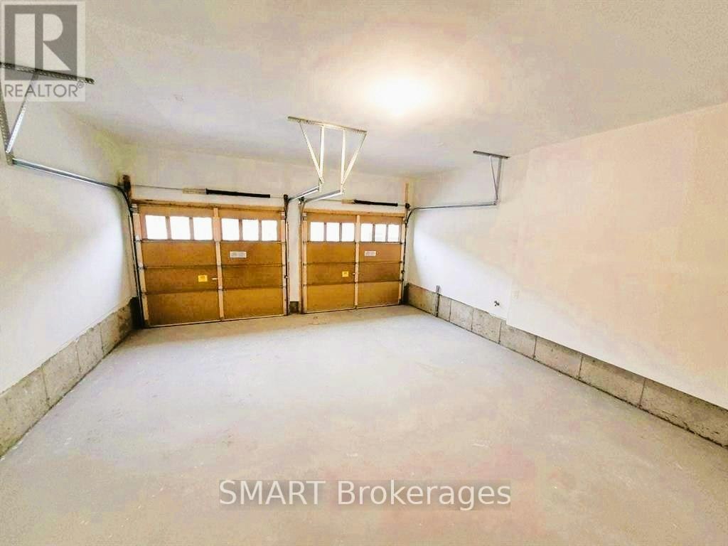 4 Bruce Welch Avenue, Georgina, ON, L4P 0J1 - 14