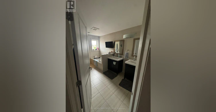 2-138 Lees Avenue, Ottawa, ON, K1S 0C4 - 10