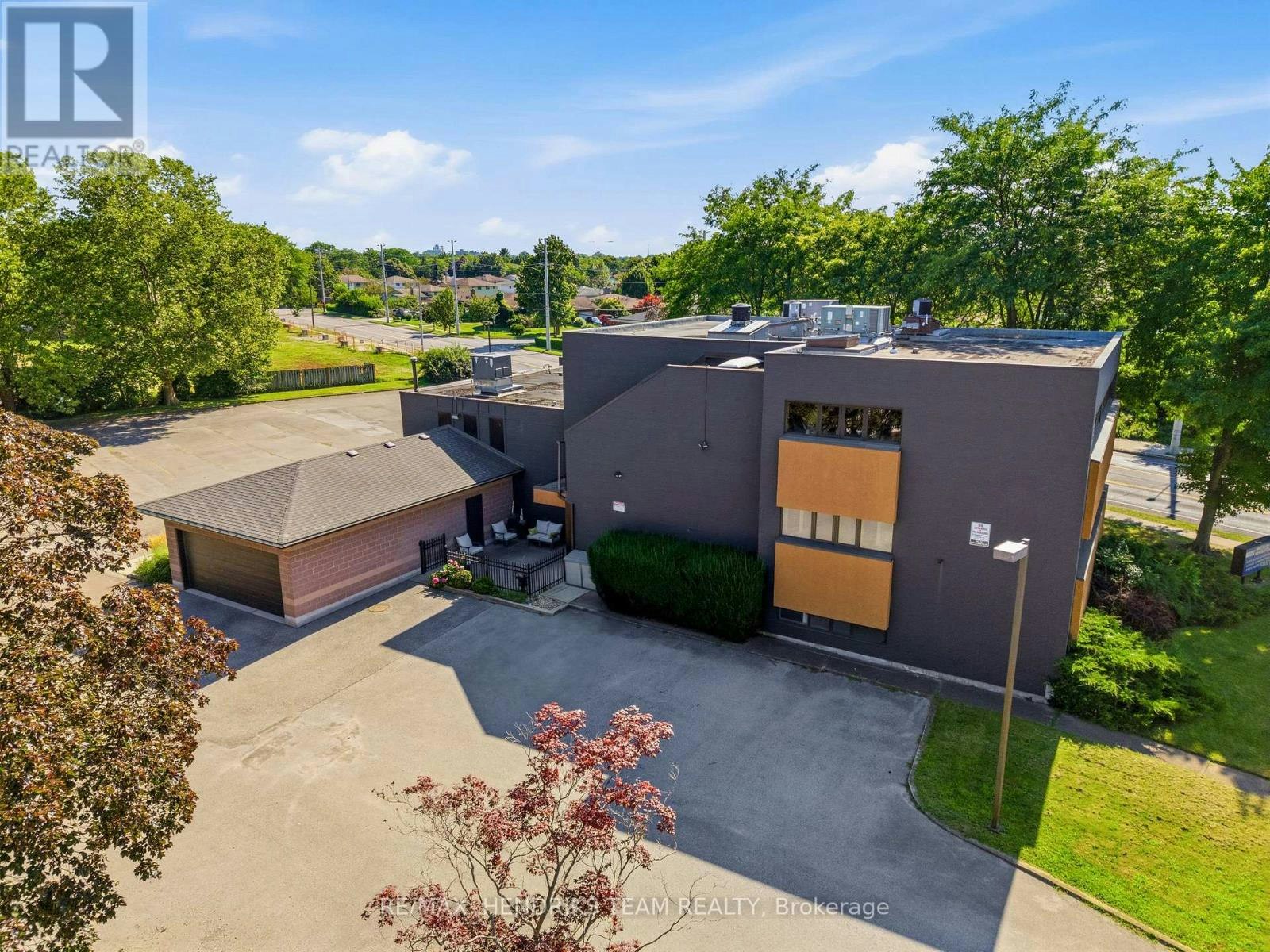 UPPER FLOOR (2B-320 Vine Street, St. Catharines, ON, L2M 4T3 - 18