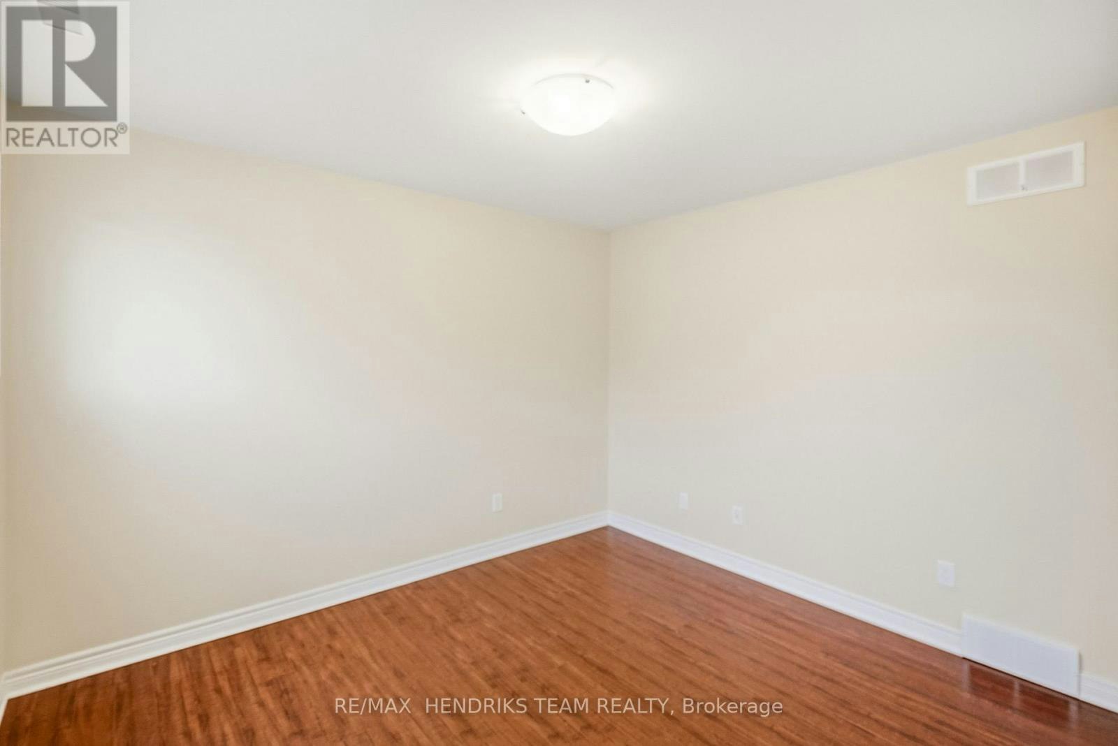 UPPER FLOOR (2B-320 Vine Street, St. Catharines, ON, L2M 4T3 - 12