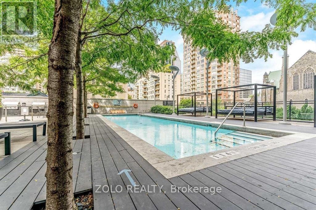 1407-110 Charles Street E, Toronto, ON, M4Y 1T5 - 2