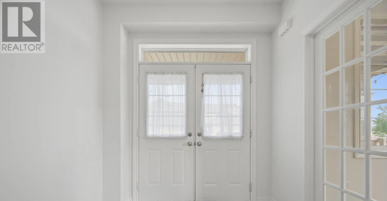129 Holbrook Court, Milton, ON, L9E 1J2 - 4