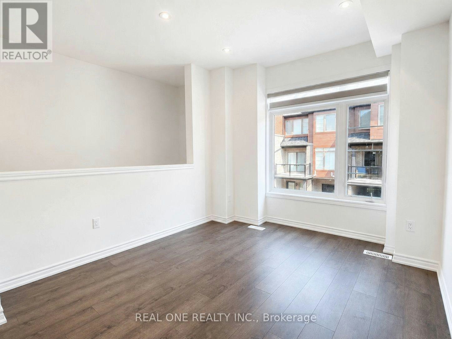 31-61 Soho Street, Hamilton, ON, L8J 0M6 - 4