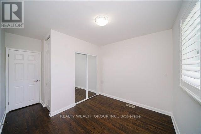 271 Mcconvey Drive, Richmond Hill, ON, L4C 3K1 - 9