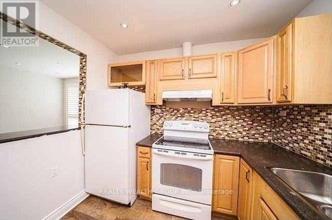 271 Mcconvey Drive, Richmond Hill, ON, L4C 3K1 - 6