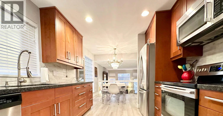 D-136 W 4th Street, North Vancouver, BC, V7M 1H5 - 6