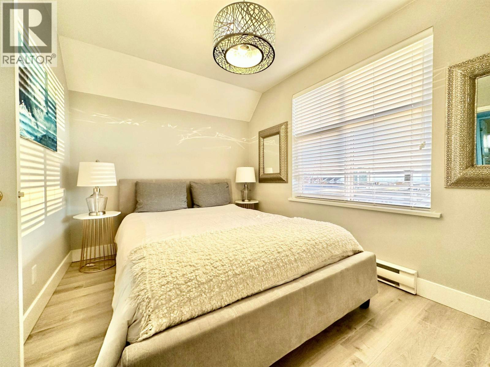 D-136 W 4th Street, North Vancouver, BC, V7M 1H5 - 15