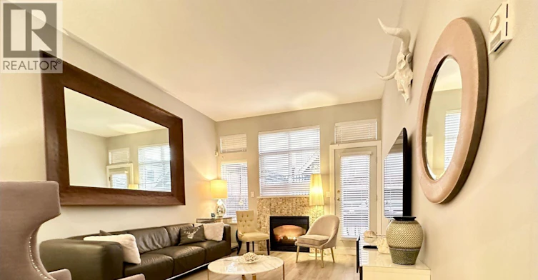 D-136 W 4th Street, North Vancouver, BC, V7M 1H5 - 2