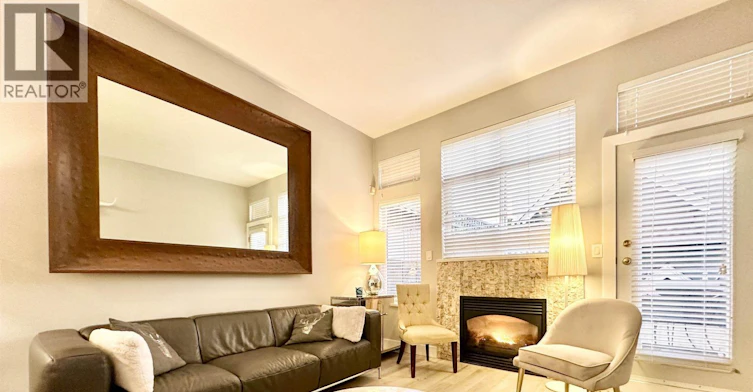 D-136 W 4th Street, North Vancouver, BC, V7M 1H5 - 3