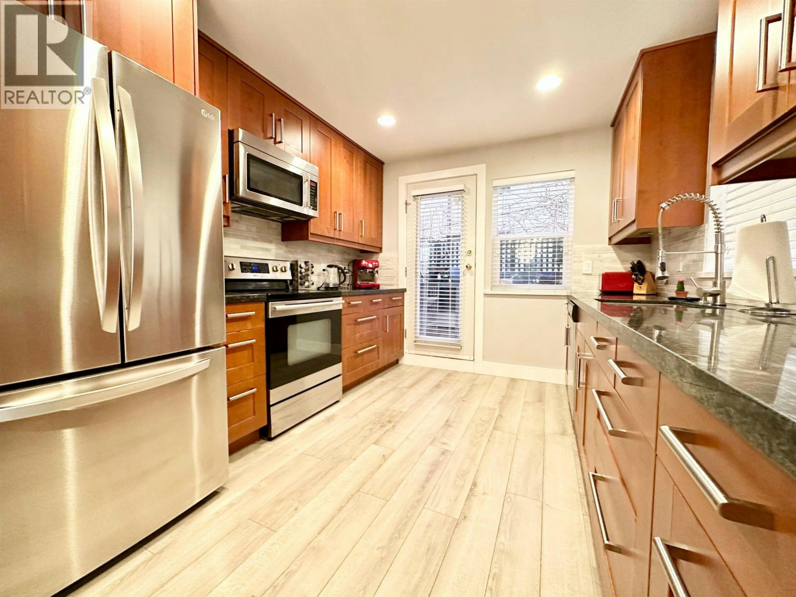D-136 W 4th Street, North Vancouver, BC, V7M 1H5 - 7