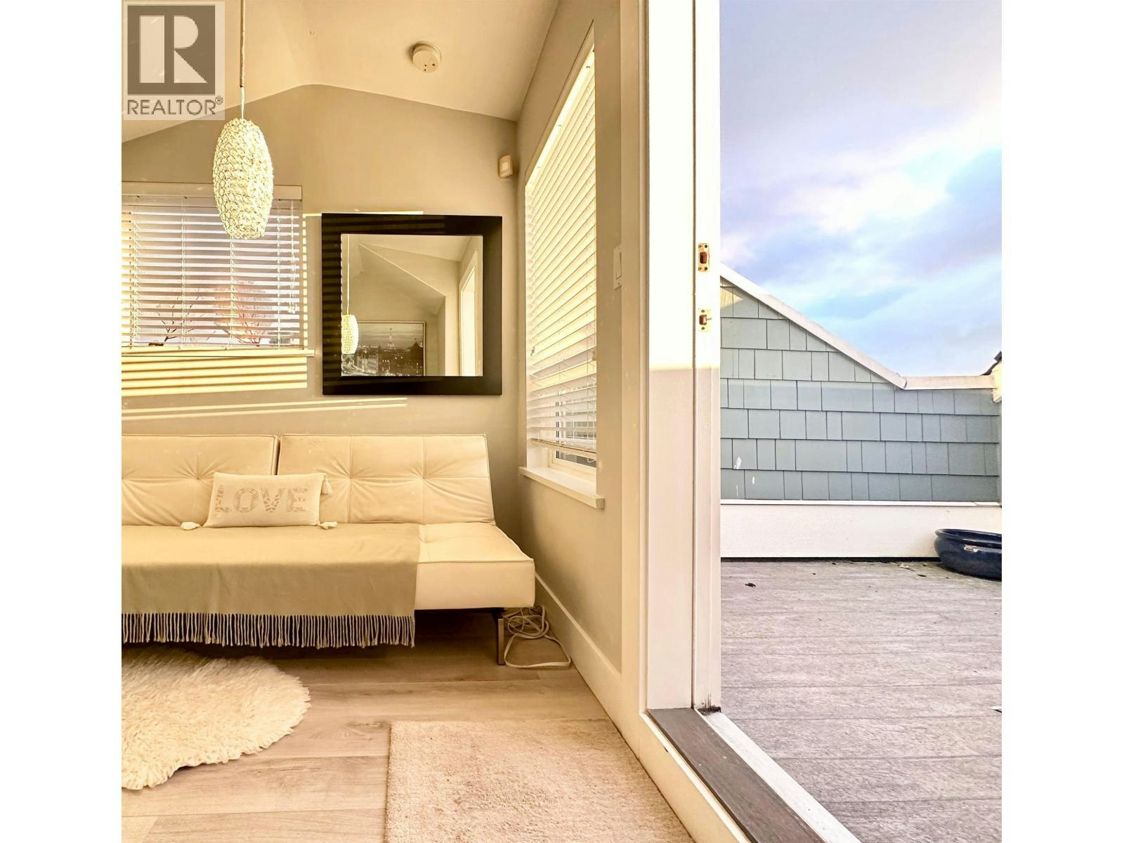D-136 W 4th Street, North Vancouver, BC, V7M 1H5 - 21