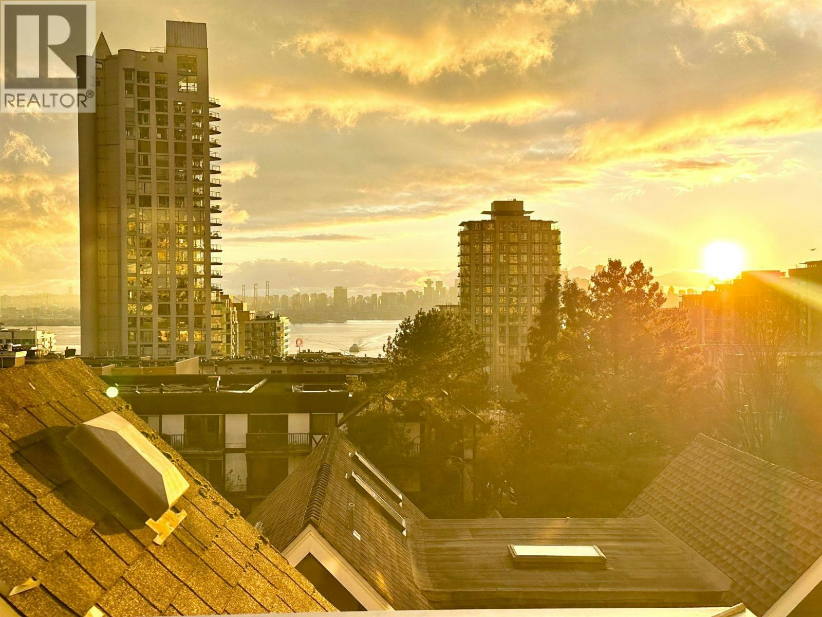 D-136 W 4th Street, North Vancouver, BC, V7M 1H5 - 25