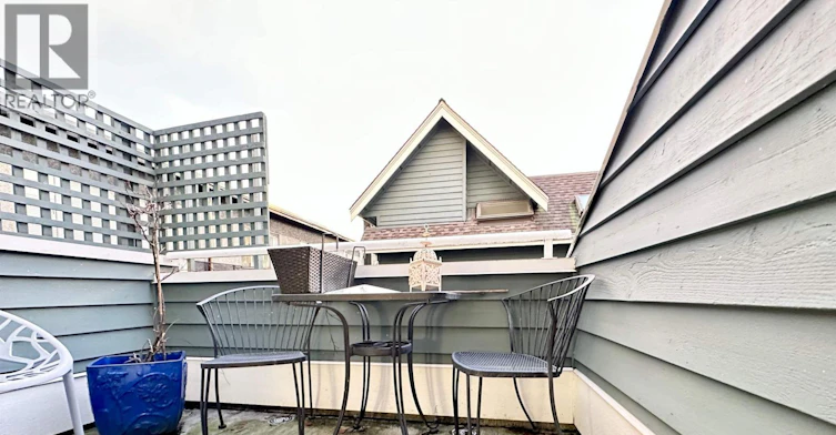 D-136 W 4th Street, North Vancouver, BC, V7M 1H5 - 4