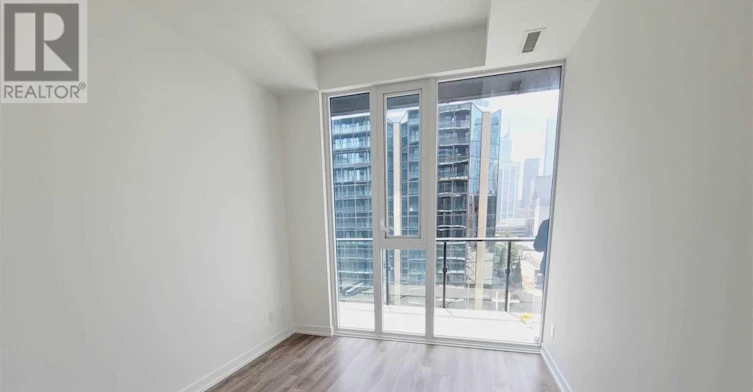 1209-20 Edward Street, Toronto, ON, M5G 1C9 - 4